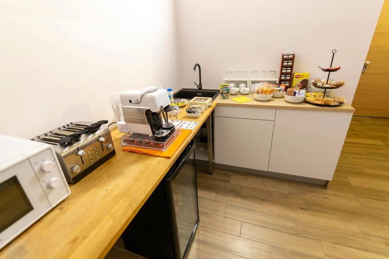 Hotel Il Giardino Di Fiorina Novate Milanese 0*,  Italia